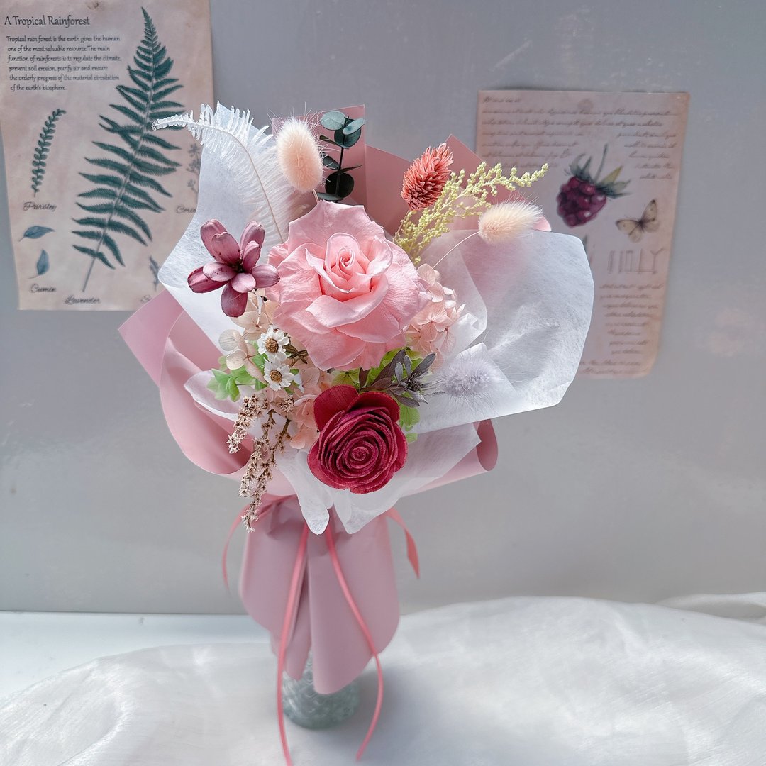 把爱带回家 | 永生花花束、干燥花永生花、永生玫瑰、永生康乃馨 - 干燥花/捧花 - 植物．花 多色