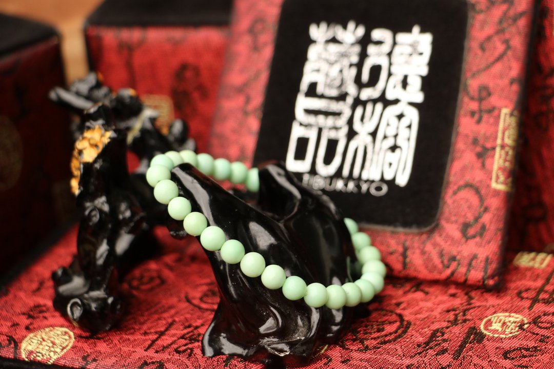 精品绿料缅甸黄玉手珠6mm 定制化手珠 手链设计 串珠 似绿松石颜 - 手链/手环 - 宝石 