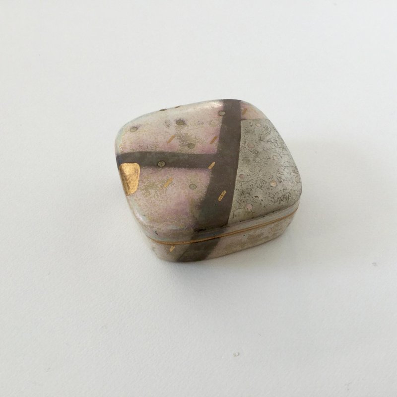 Lid holder clock a - 时钟/闹钟 - 陶 