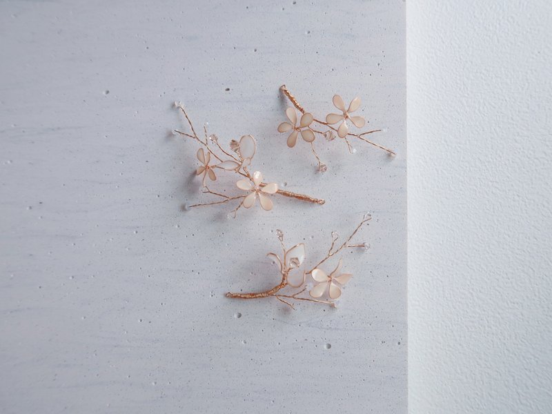 花羡 - 手作新娘 发饰 新娘头饰/闺蜜 伴娘 - 发饰 - 树脂 白色