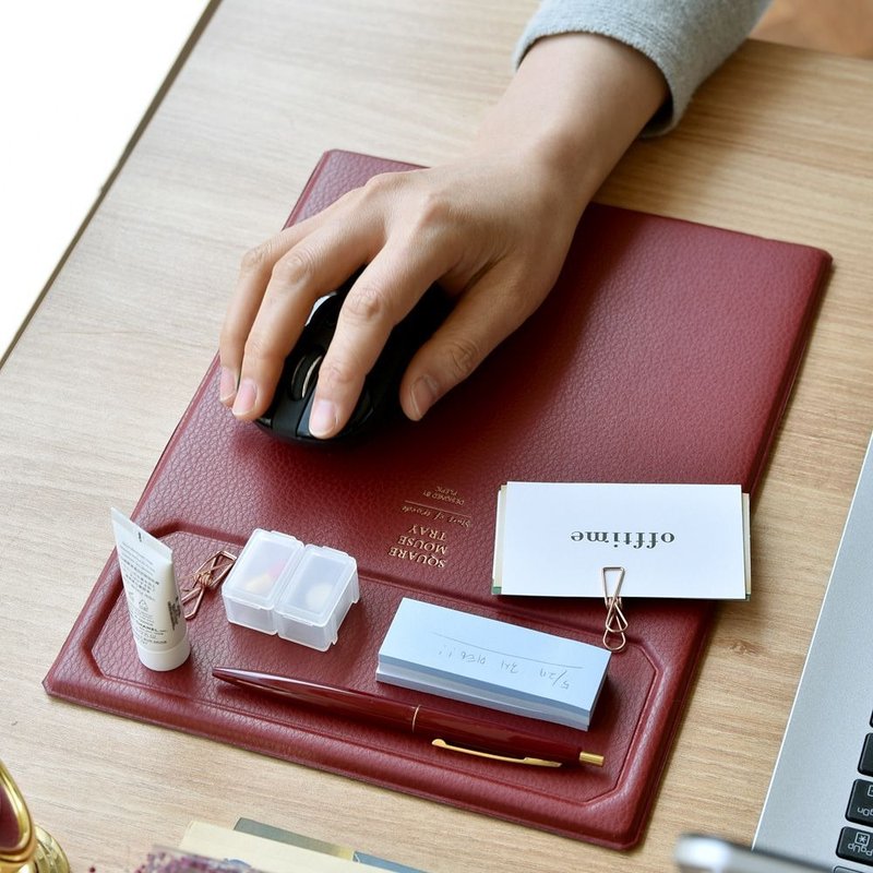 PLEPIC 职人典藏皮革鼠标垫-博根地红,PPC94522 - 鼠标垫 - 人造皮革 红色