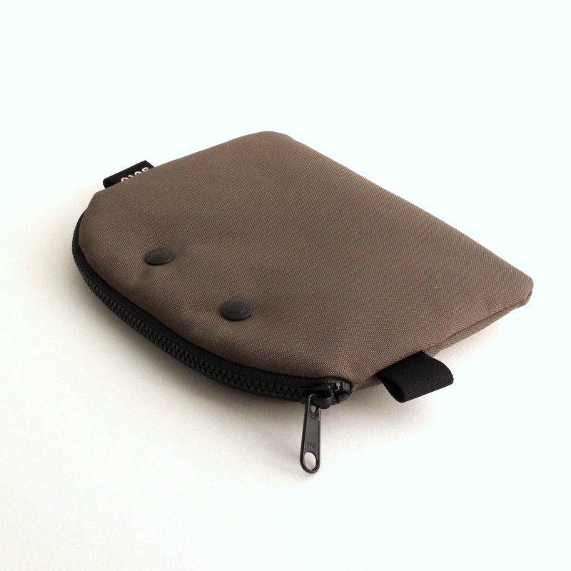 seto / creature bag / pencil case / cosmetic pouch / Case A6 / Khaki - 化妆包/杂物包 - 聚酯纤维 卡其色