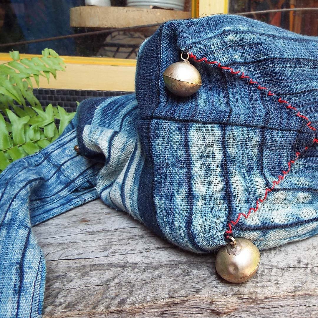 Handmade Hemp Hand-Woven Bag, Natural Dyes Indigo - 侧背包/斜挎包 - 棉．麻 蓝色