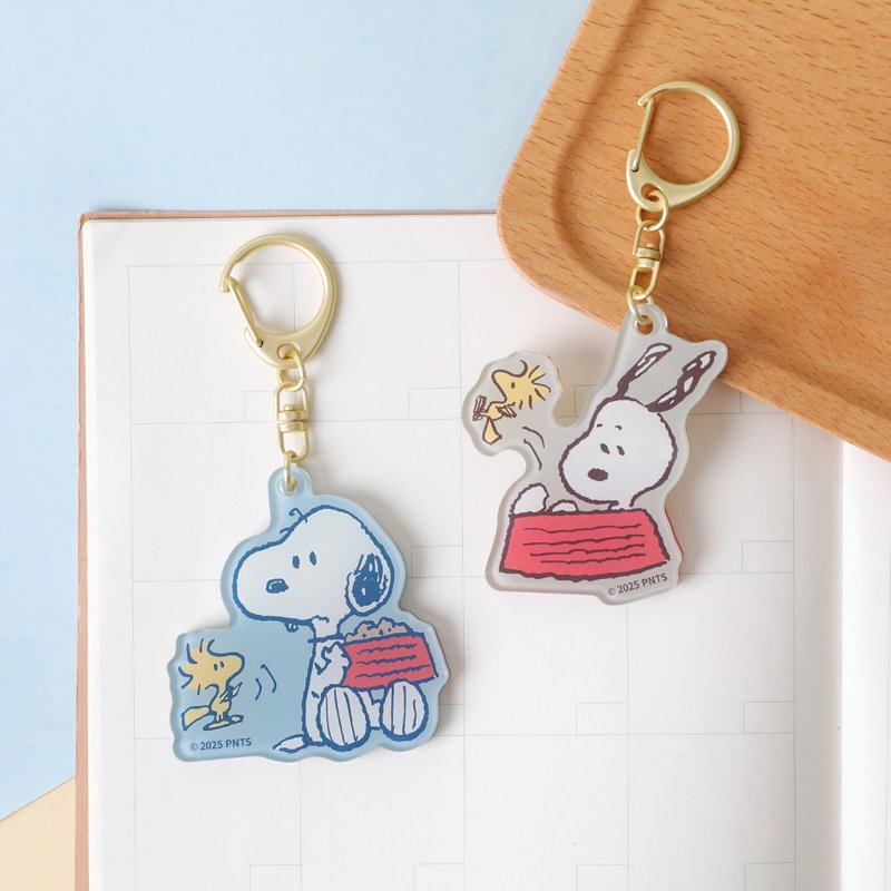 Peanuts史努比压克力钥匙圈-Snoopy 吊饰 - 钥匙链/钥匙包 - 其他金属 多色