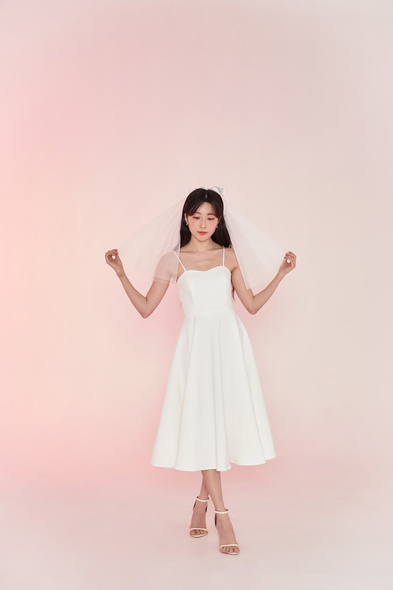 Velentina 连身裙，Klara Love 婚纱礼服简约婚纱、新娘礼服 - 洋装/连衣裙 - 聚酯纤维 白色