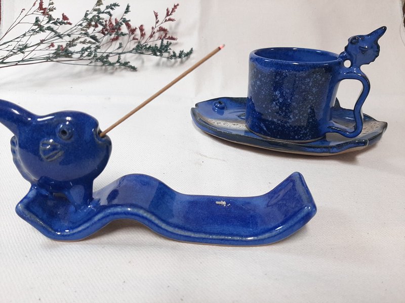 曼波鱼双用线香板烛台 - 蜡烛/烛台 - 陶 蓝色