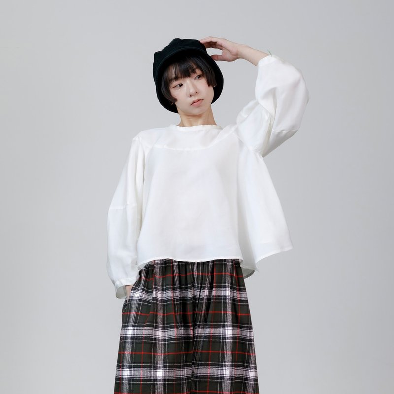 立体抛袖后绑带上衣 - 女装上衣 - 棉．麻 白色