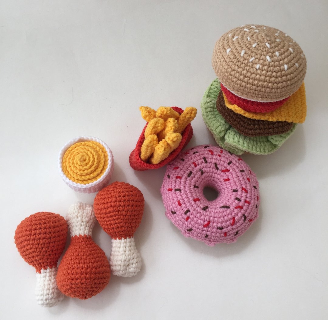 Crochet Food Burger French fries chicken legs with cheese sauce, donut,Hamburger - 玩具/玩偶 - 棉 