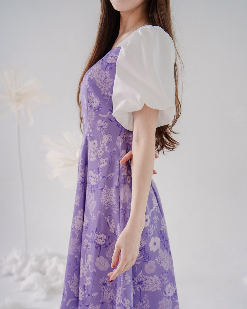 【波丽印花】迪士尼经典公主风 澎澎袖小洋装 皇后紫 天丝 - 洋装/连衣裙 - 棉．麻 紫色