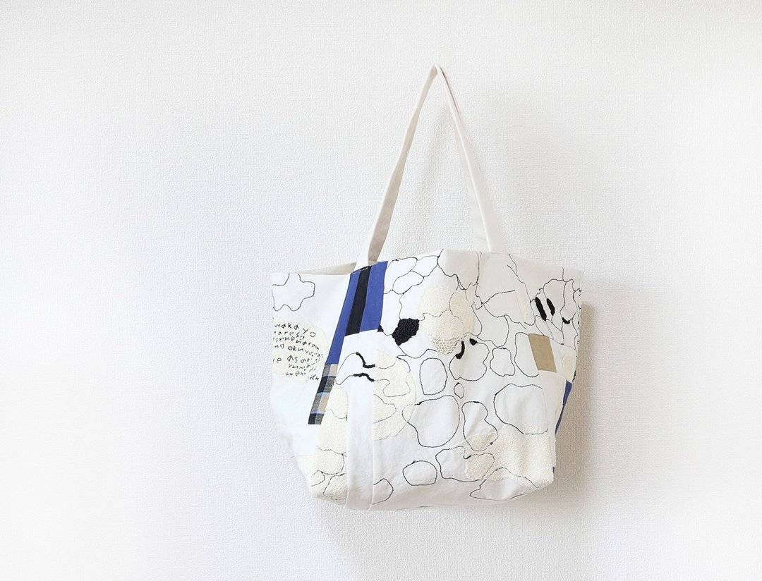 Pinkoi 代购 - CUBIC TOTE SHOULDER [construction No.6] Bubble - 侧背包/斜挎包 - 棉．麻 白色