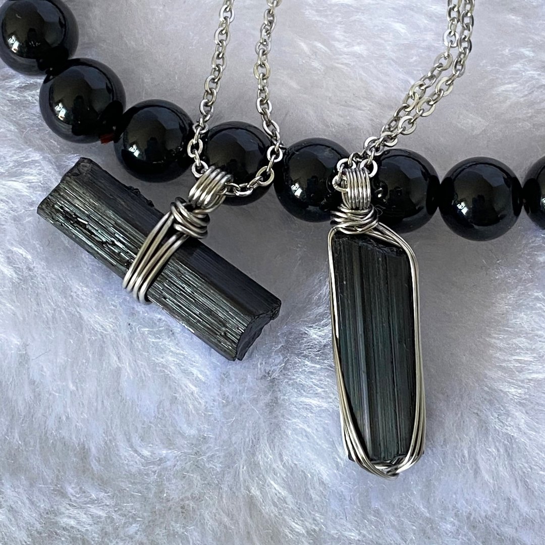 (稳定情绪) 黑碧玺 Black Tourmaline 原矿 项链 Necklace - 颈链 - 水晶 黑色