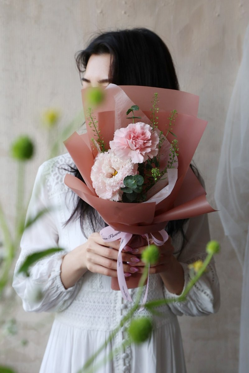 粉康乃馨 桔梗 小品鲜花束 2025母亲节 - 摆饰 - 植物．花 粉红色