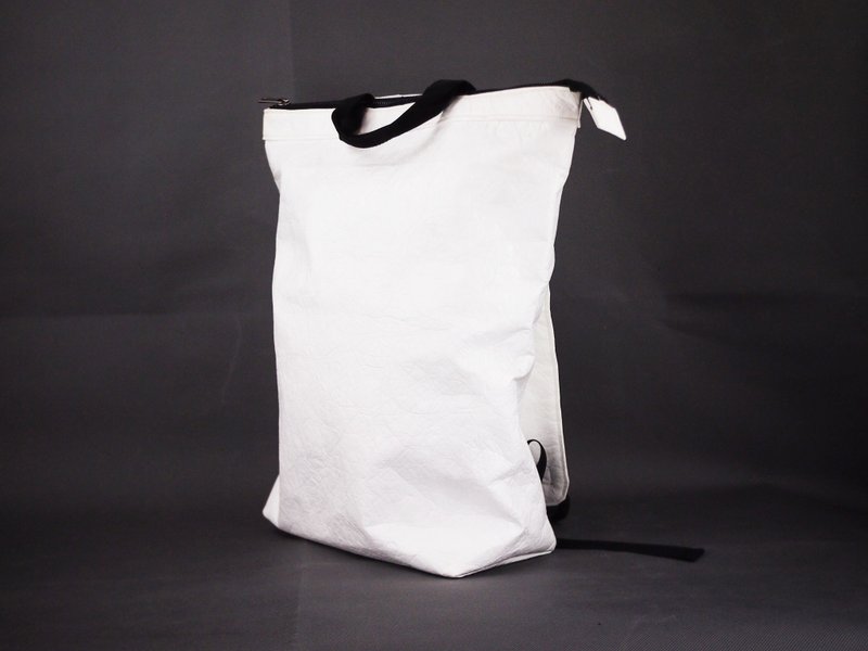 6dots Tyvek 白色 型格 背包　后背包　15吋笔电OK - 后背包/双肩包 - 防水材质 白色