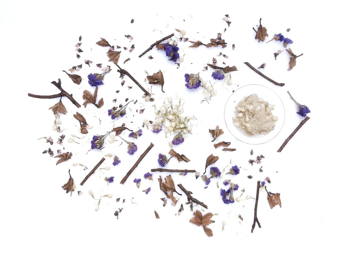 浓情蜜意花浴盐 Affectionate Hz Floral Bath Salt - 旅行套装 - 精油 透明