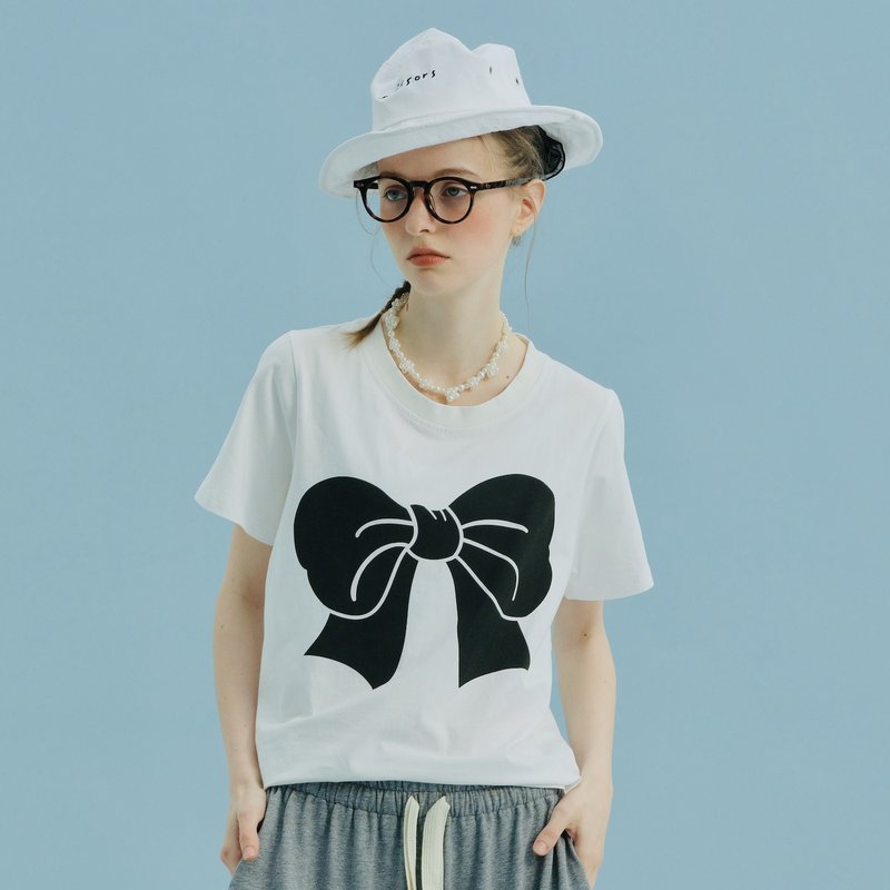 黑色蝴蝶结白色短袖棉T恤 / T-shirt 上衣 - 女装 T 恤 - 棉．麻 白色