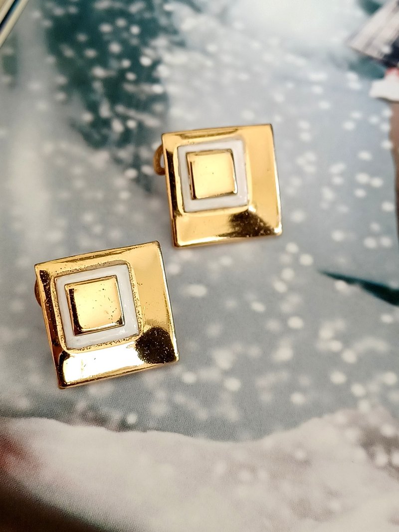 vintage jewelry  古董方形回圈夹式耳环 - 耳环/耳夹 - 其他金属 