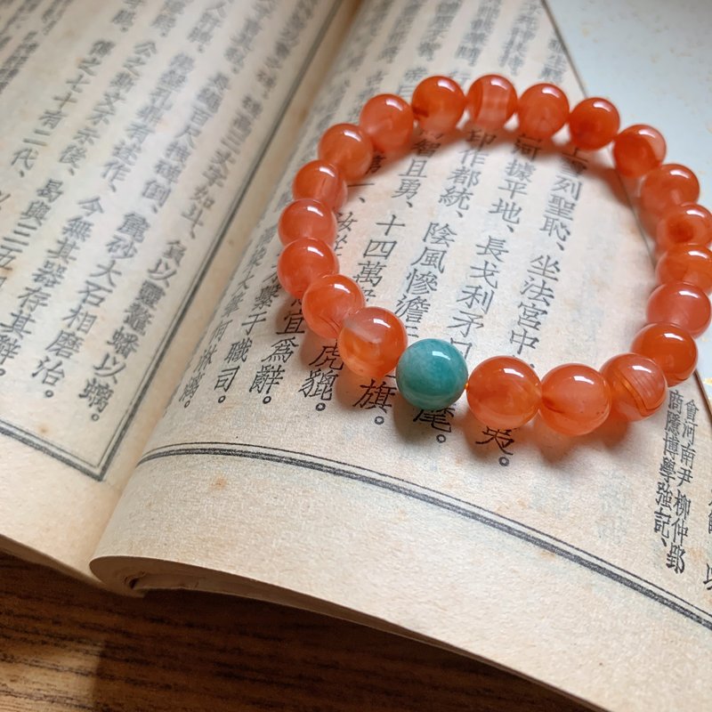 听风楼。天然飘花南红玛瑙手链 天河石 民族风气质辟邪平安复古 - 手链/手环 - 玉石 红色