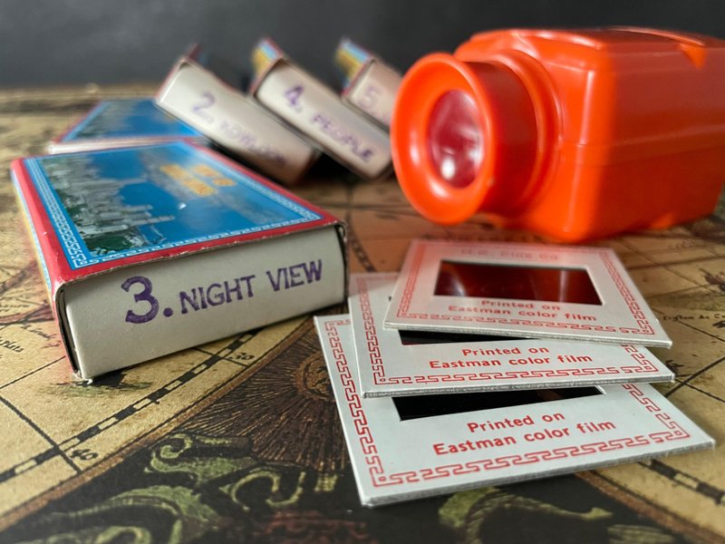 80年代旧香港幻灯片1盒 - 类别3. 夜景 Night View - 摄影集 - 纸 