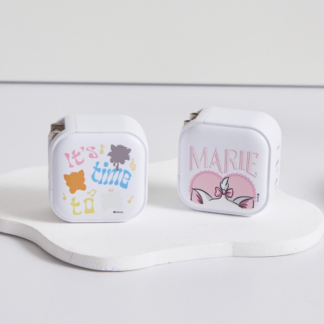 Disney Cats And Dogs-玛丽猫款 GaN 45W Type-C 双孔充电头 - 数码小物 - 塑料 多色