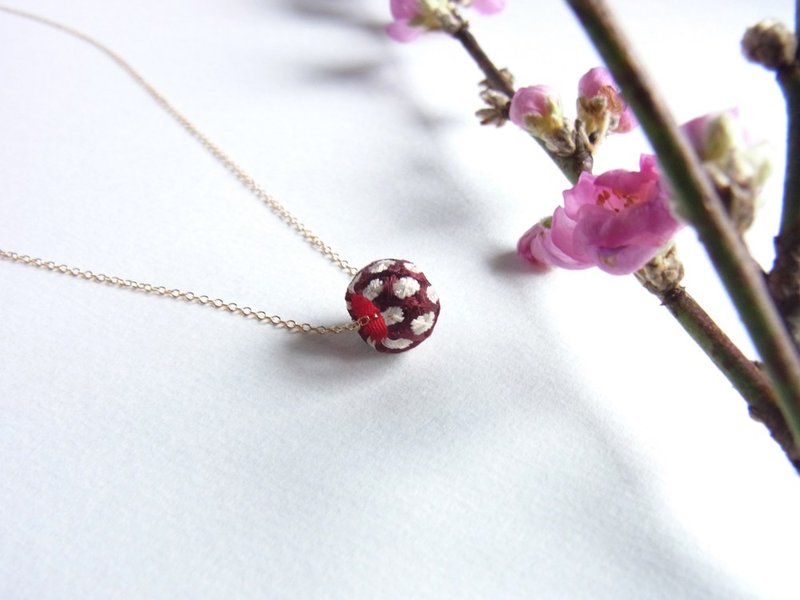 yubinuki_necklace - 项链 - 丝．绢 红色