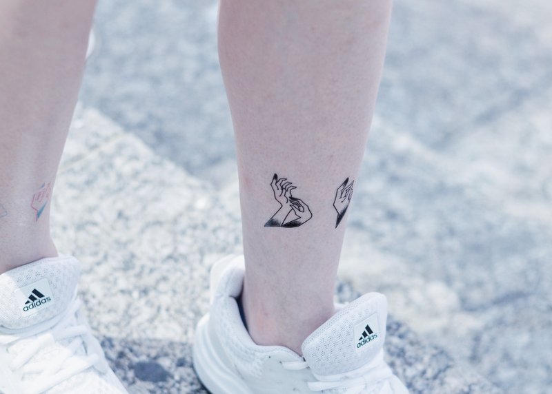 小手 姿势 可爱纹身贴纸一套五款 - 纹身贴 - 纸 多色