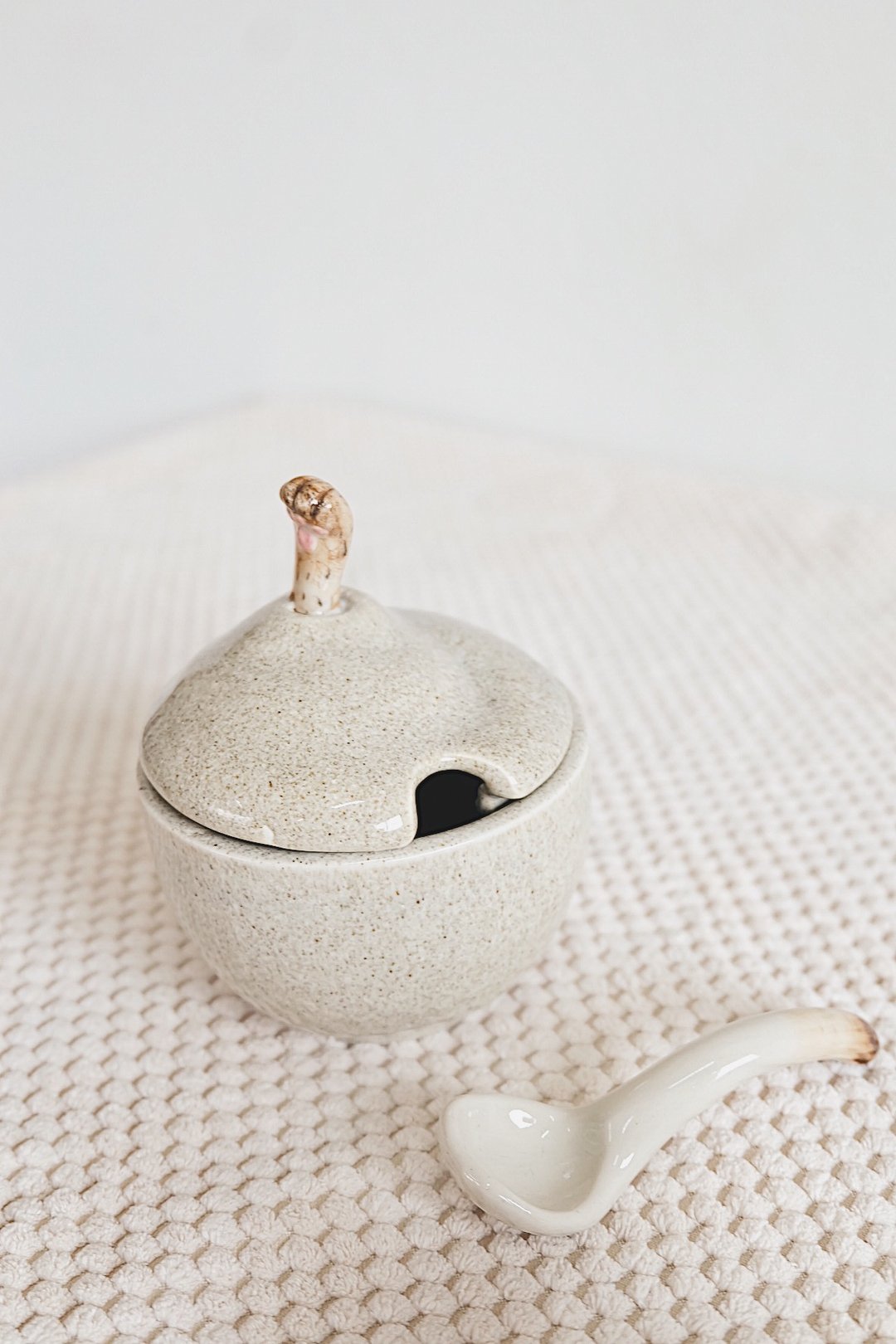 Ceramic sugar bowl with lid - 其他 - 陶 卡其色