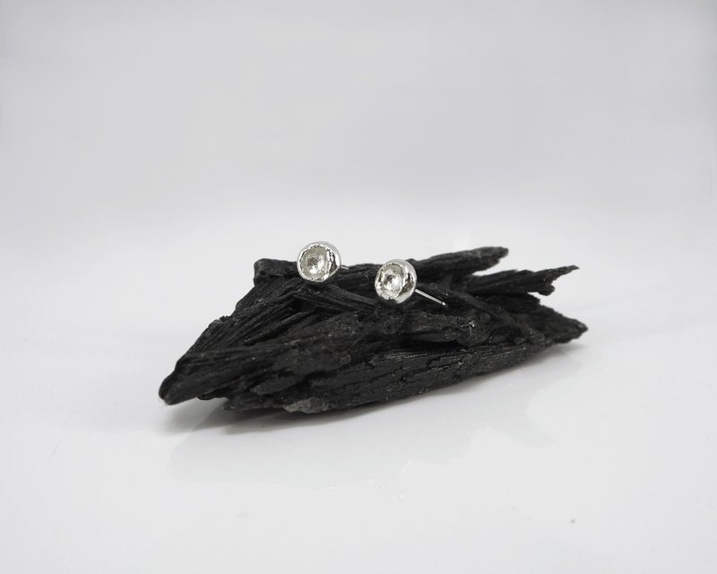 NO.623 BAPTISM OF FUNGUS EARRINGS 菌群的洗礼 孢子耳针 - 925纯银 - 耳环/耳夹 - 其他金属 银色