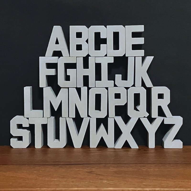 【水泥站立字母】大写英文 / 清水模 / 装饰摆饰 / 拼字 / 送礼 - 摆饰 - 水泥 灰色