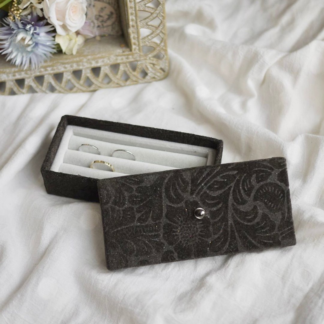 Accessory box small - 收纳用品 - 纸 