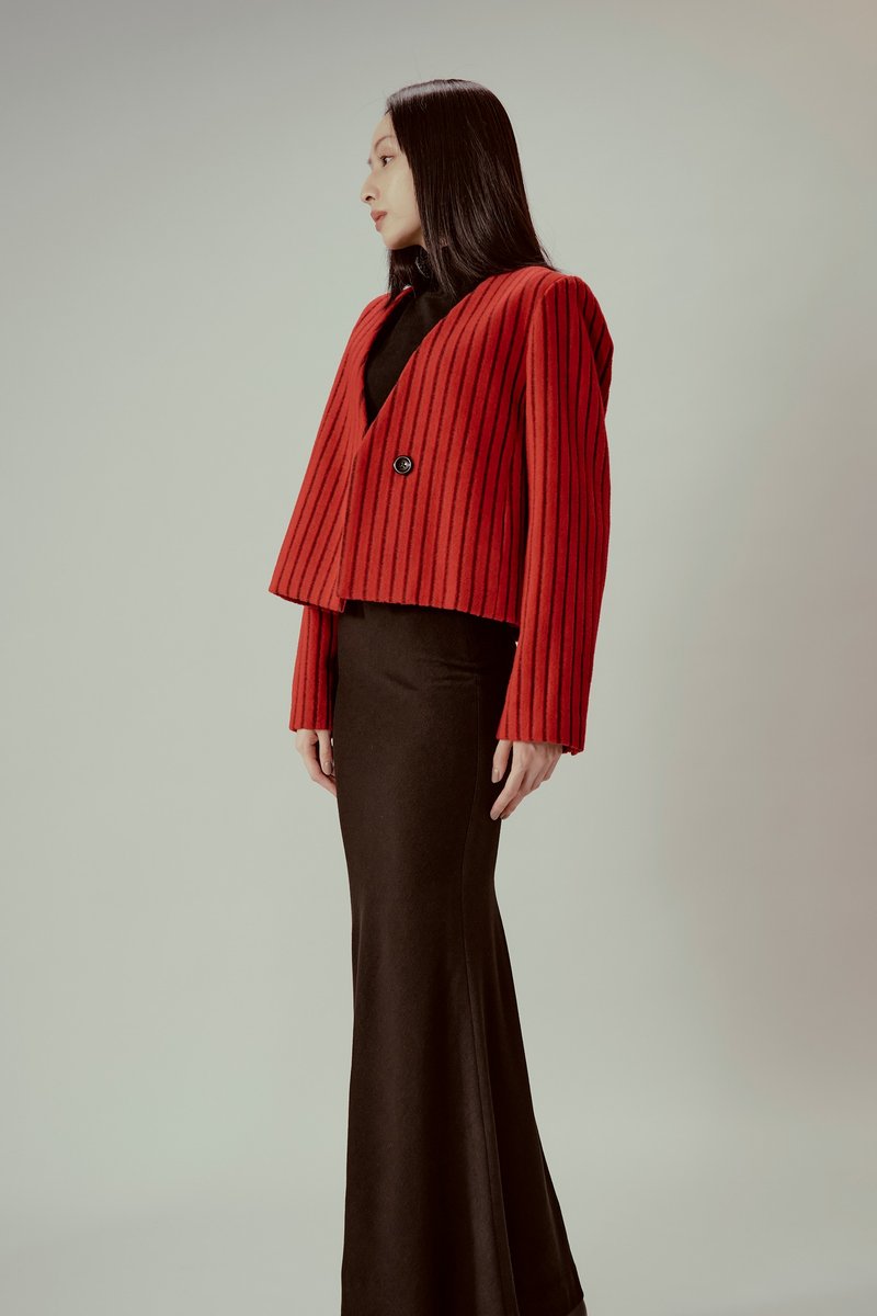 红色条纹短版外套 - 女装休闲/机能外套 - 羊毛 红色