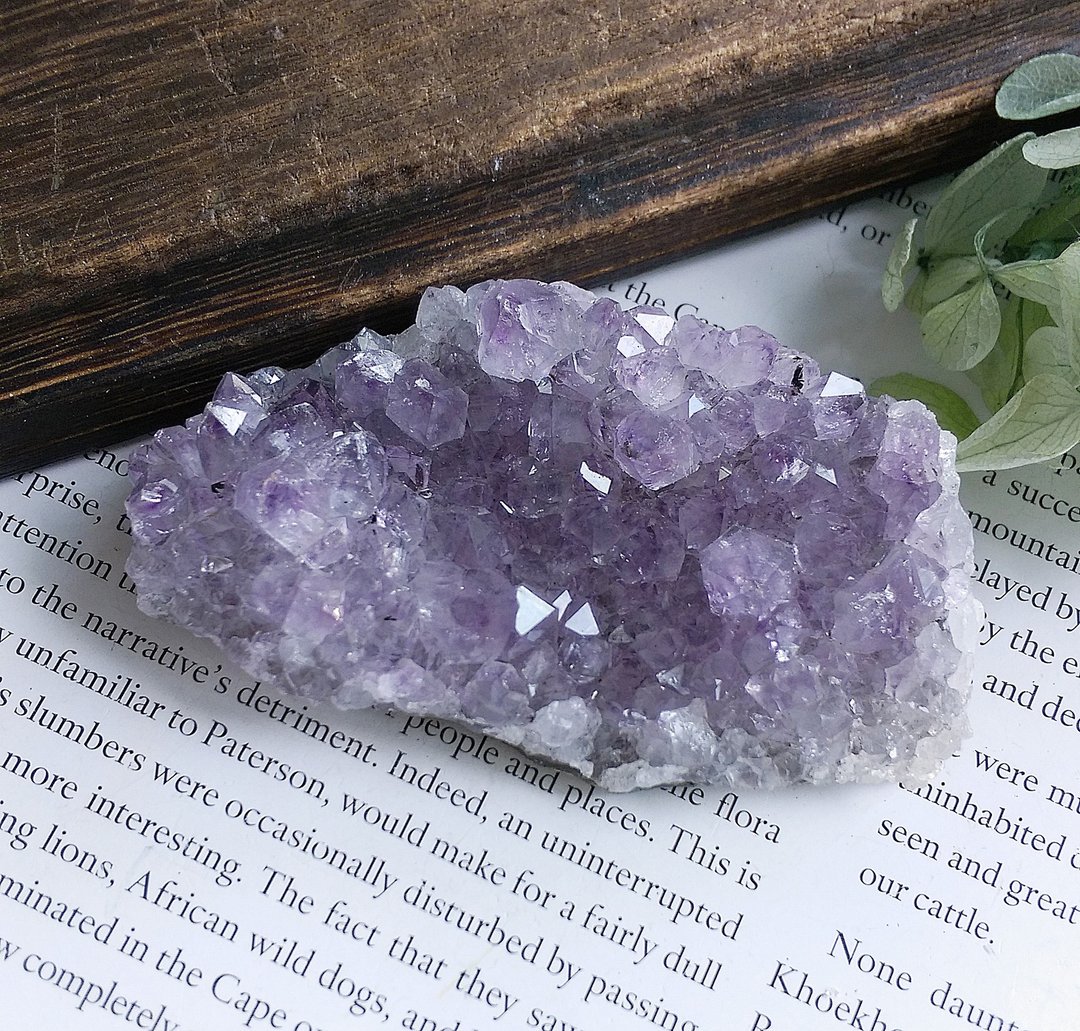 Amethyst 巴西产地 原皮紫水晶 晶簇 天然矿石 原矿 - 摆饰 - 其他材质 