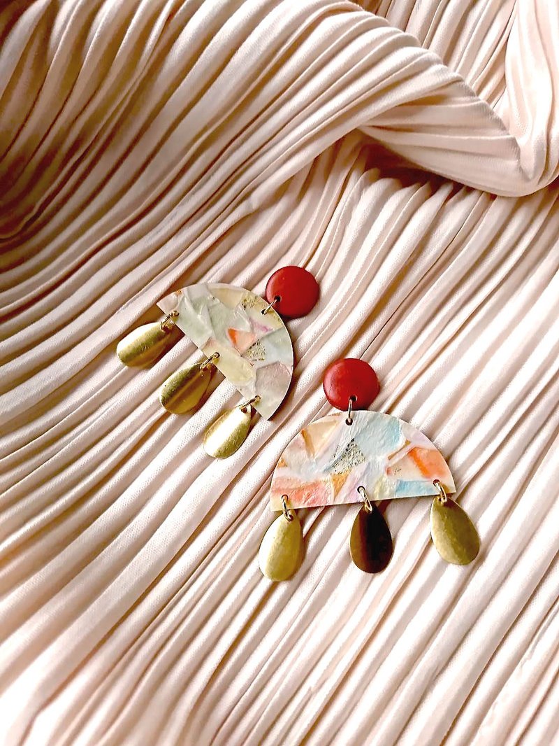 NaznaDesign-低温陶瓷手工耳饰-巴赛隆纳系列-半圆水滴款(可改夹) - 耳环/耳夹 - 陶 粉红色