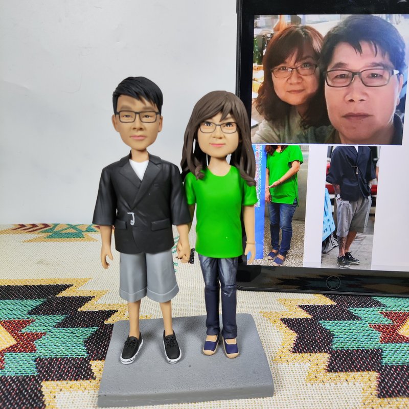 父母 双人 周年纪念日礼物订制 订制化 人偶 公仔 似颜绘 纪念 - 玩偶/公仔 - 粘土 多色