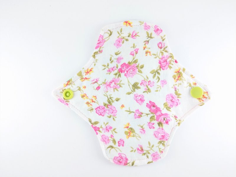 15cm 布料可重复使用垫月经垫失禁防水 防漏 可水洗 有防水層 - 女士内衣裤 - 棉．麻 白色