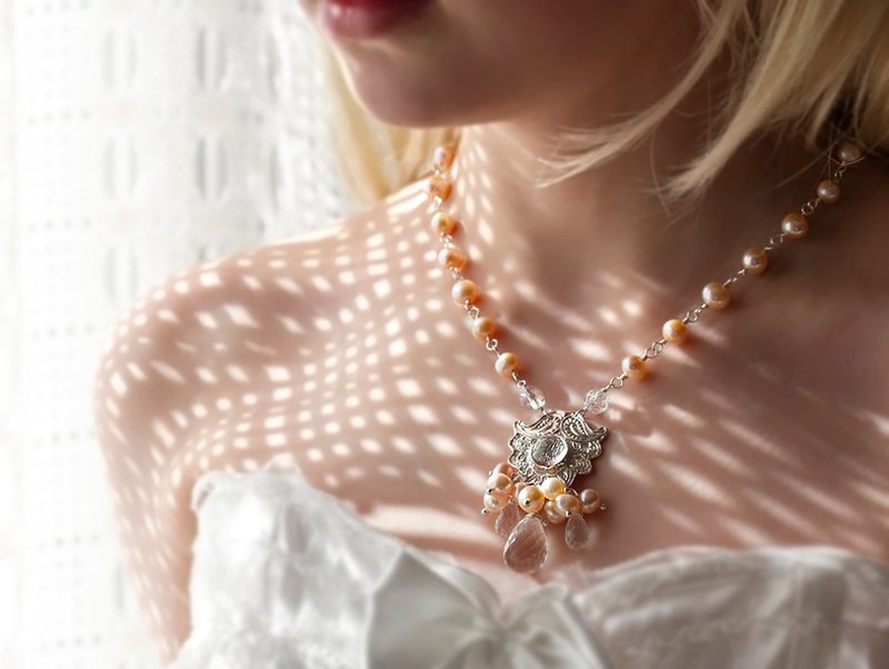 Pearl necklace for woman Unique bridal necklace Crystal bridal wedding jewelry - 项链 - 珍珠 粉红色