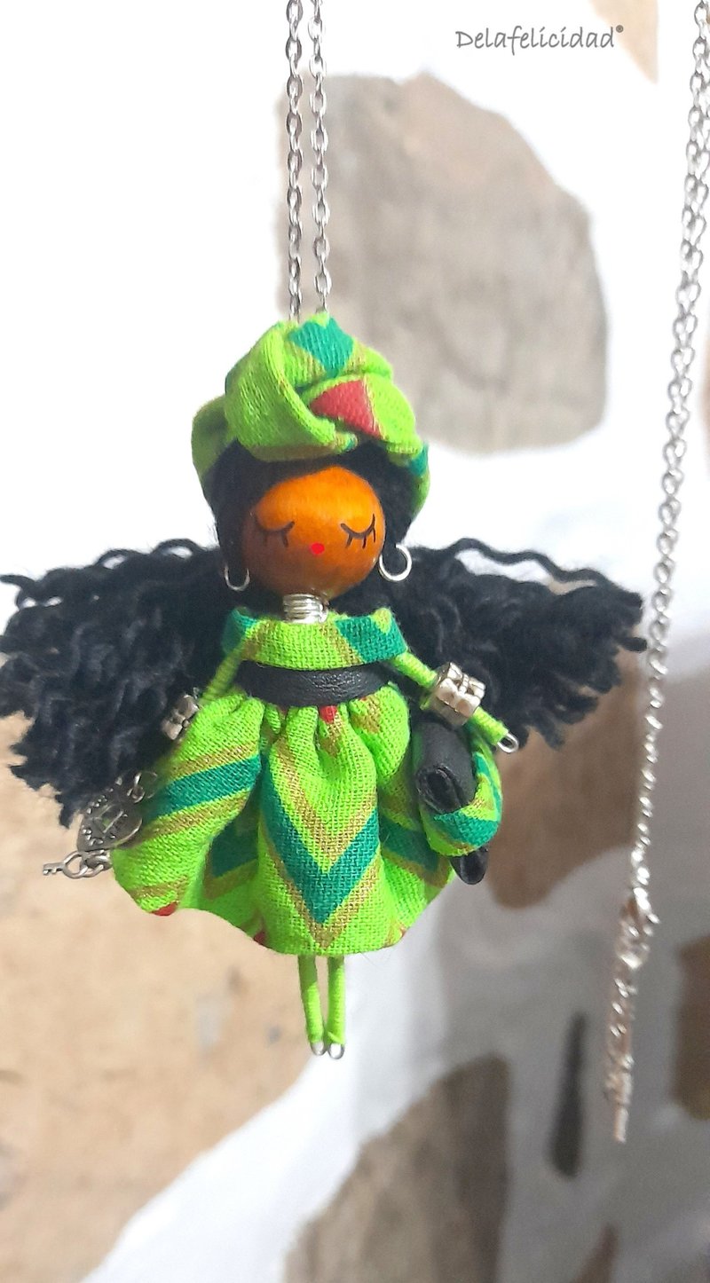 brooch doll and necklace Alika - 项链 - 木头 绿色