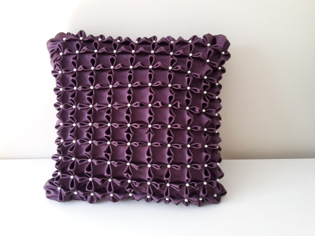Purple Smocked Pillow Cover, Beaded Pillows, Flower Throw Pillows, Cushion Cover - 枕头/抱枕 - 其他材质 紫色