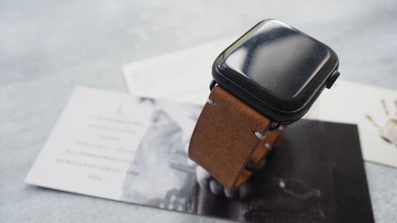 纯手工牛皮磨砂黄棕色简约款苹果Applewatch表带 可定制化 可刻字 - 表带 - 真皮 咖啡色