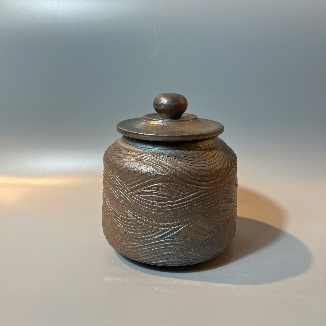神秘消光黑佐金沙半斤茶仓 / 茶罐 / 藏茶器  / 小平凡手作 - 其他 - 陶 卡其色