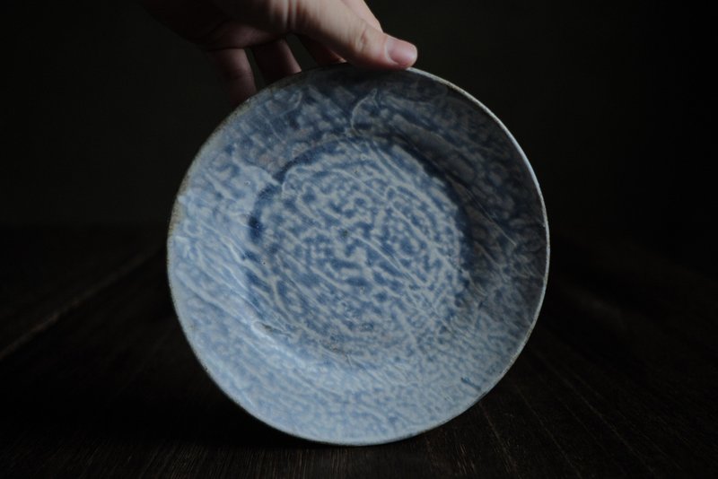 冰河・灰泥・有脚的微高的盘 - 盘子/餐盘/盘架 - 陶 白色