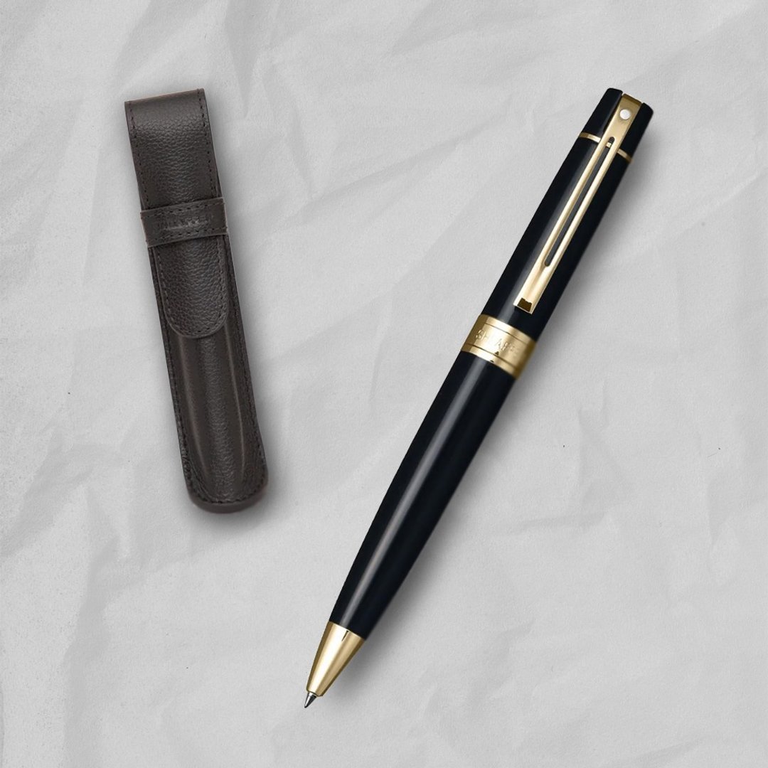 【SHEAFFER】300 系列黑杆金夹原子笔 + 皮革笔袋/手机磁性卡夹礼盒 - 圆珠笔/中性笔 - 其他金属 黑色