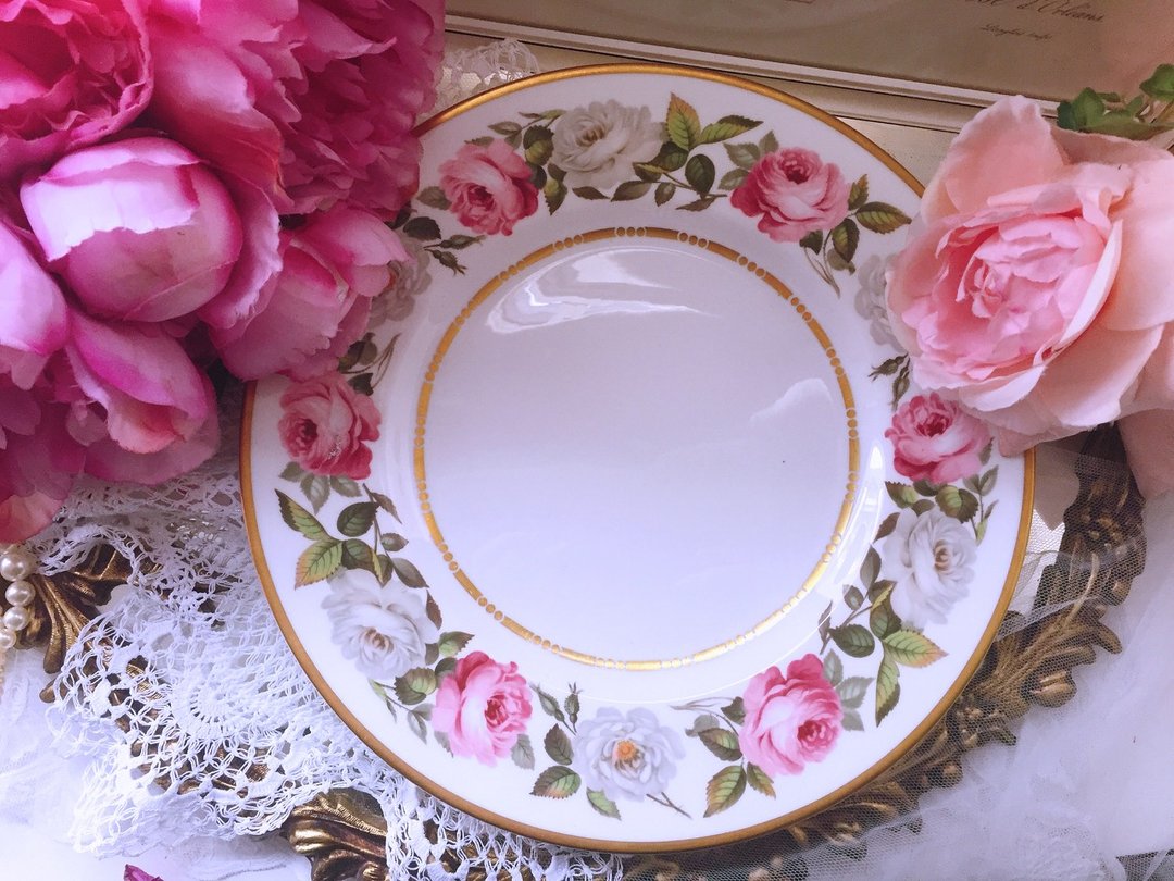 英国制骨瓷Royal Worcester 1960 年手绘玫瑰骨瓷蛋糕盘库存品 - 其他 - 瓷 粉红色