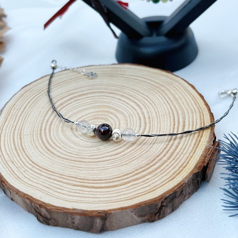 【情侣首选】水晶手链/致简钢线编织(小)/石榴石x白幽灵 - 手链/手环 - 水晶 多色