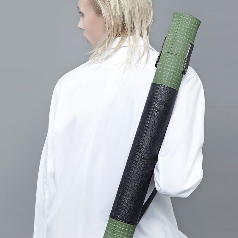 HANG TUBE #CUTTINGMAT from Least studio - 其他 - 橡胶 黑色