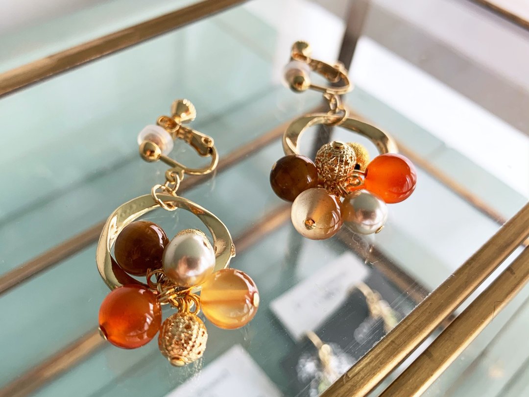 [July birthstone] Carnelian and tiger eye Clip-On/ earrings that change your life the way you want - 耳环/耳夹 - 半宝石 橘色