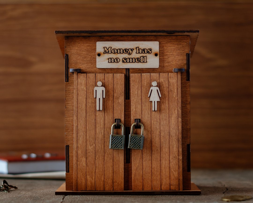 Personalized wooden piggy bank in a shape of a toilet Funny coin bank gift - 储蓄罐 - 木头 橘色