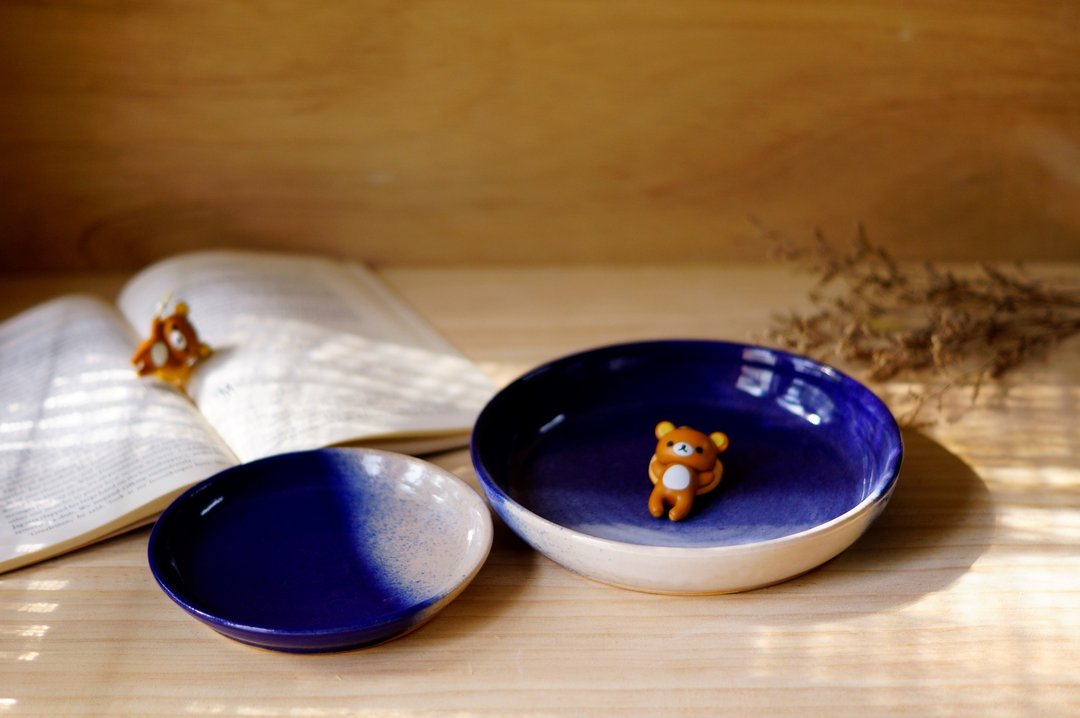 蓝白渐层陶盘,餐盘,菜盘,水果盘,点心盘 - 浅碟/小碟子 - 陶 蓝色