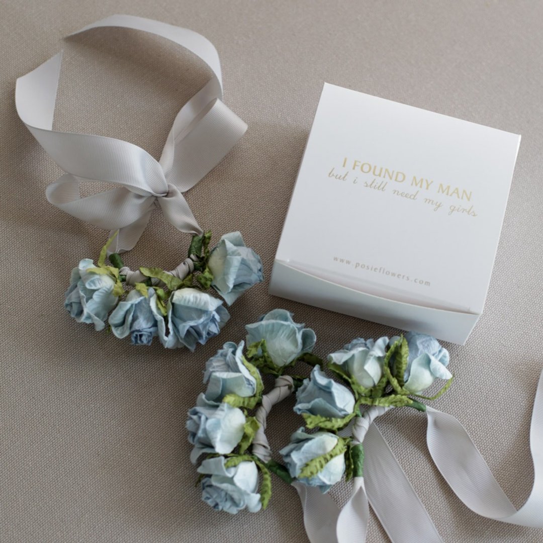 Rosie Perfect Rose Collection Bridesmaid Bracelet - 手链/手环 - 纸 蓝色