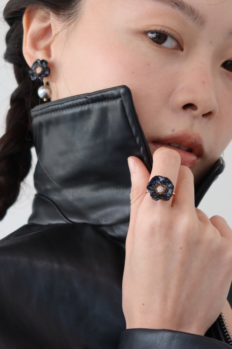 寒梅不凋戒指\迷你梅 开口戒 戒指 树脂 花 梅花 可爱 日系 礼物 - 耳环/耳夹 - 其他材质 蓝色