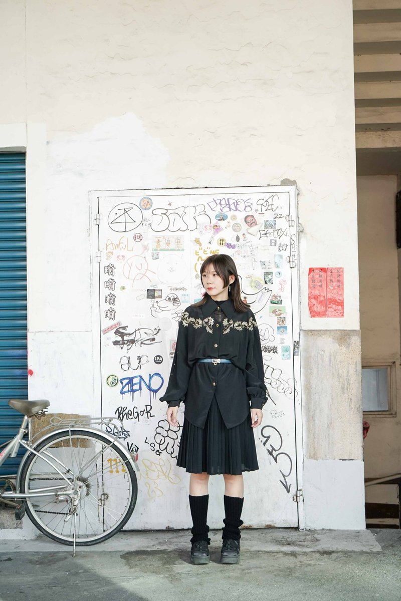 纯情百货行 Vintage 古着 古着衬衫 黑色系 LS002 银夜鹰黑衬衫 - 女装衬衫 - 其他材质 黑色